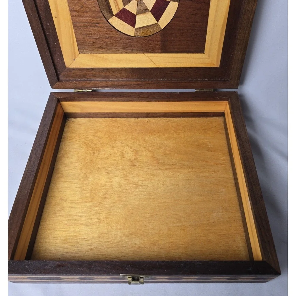 Vintage Wood Marquetry Wood Inlaid Box Jewlery Sewing Art Deco Trinket Storage
